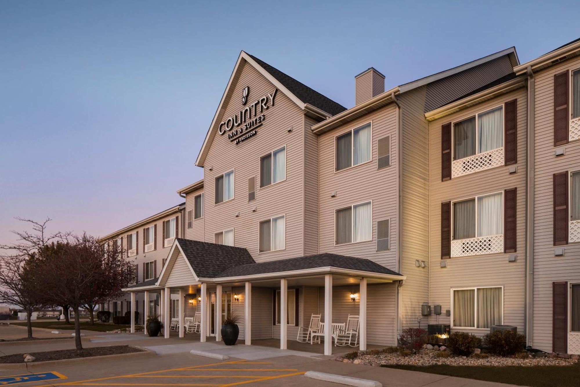 Country Inn & Suites By Radisson, Bloomington-Normal Airport, Il Exterior photo